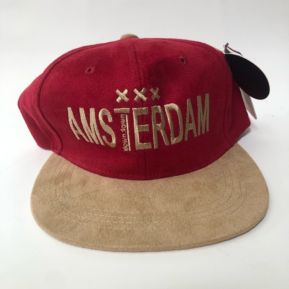 Amsterdam NEW suede cap red and tan with tags